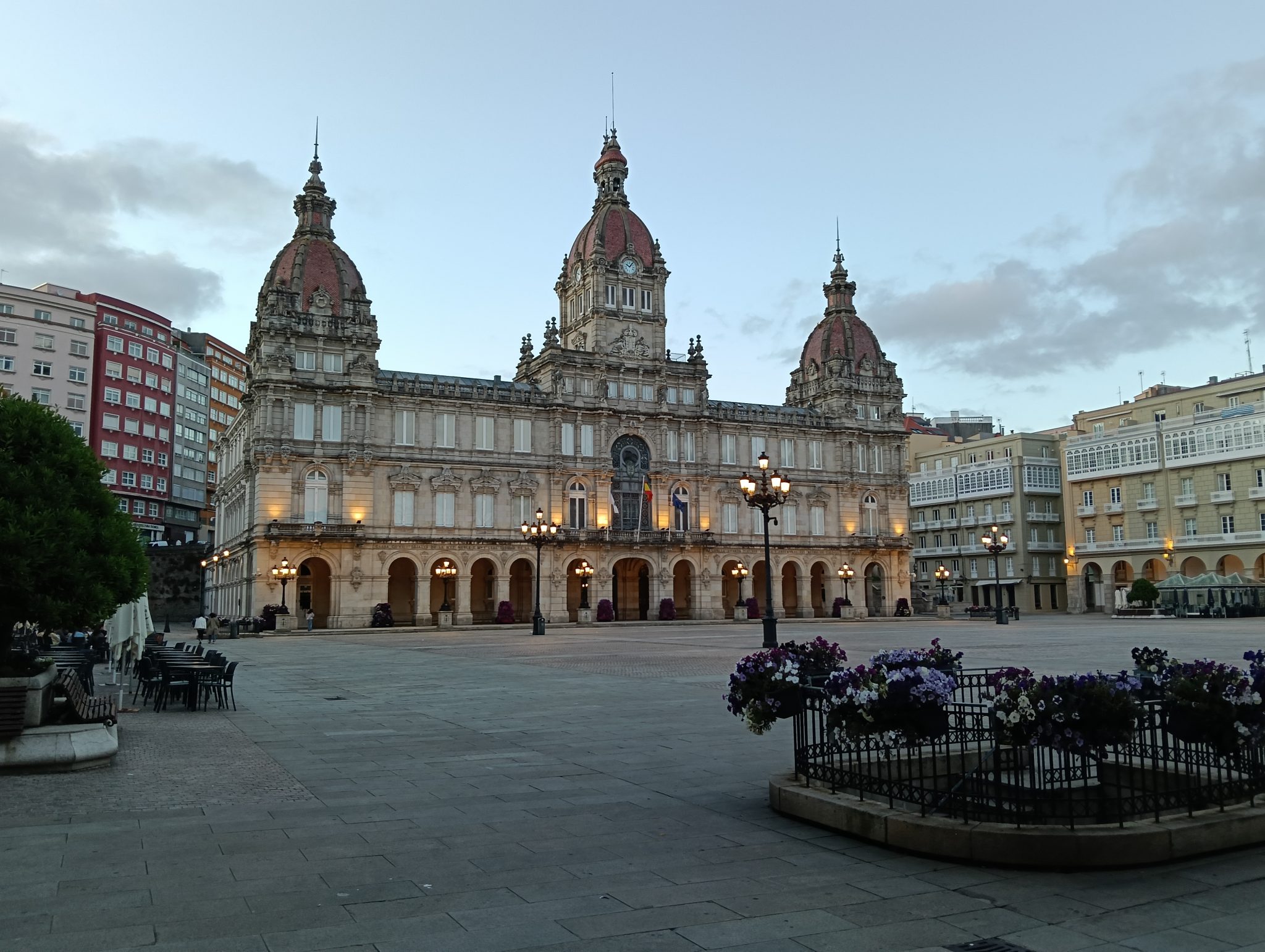 Town Hall, Empty Square
